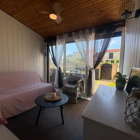 Le Cocon Marin Confort Terrasse Et Clim 度假居 *